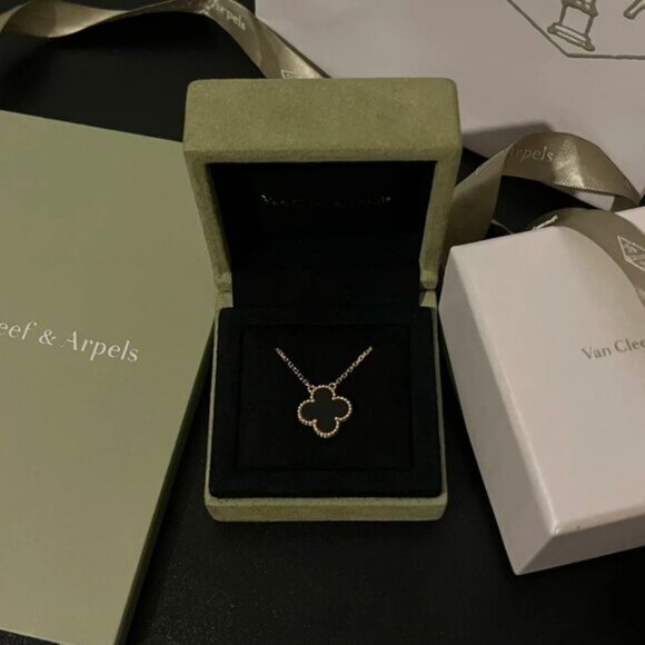 ✅Authentic Van Cleef & Arpels Necklace - Picture 12 of 15